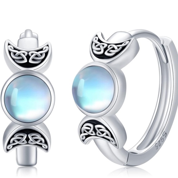 lotus & leaf Jewelry - NWT Lotus & Leaf Goddess Moonstone Earrings Sterling Silver